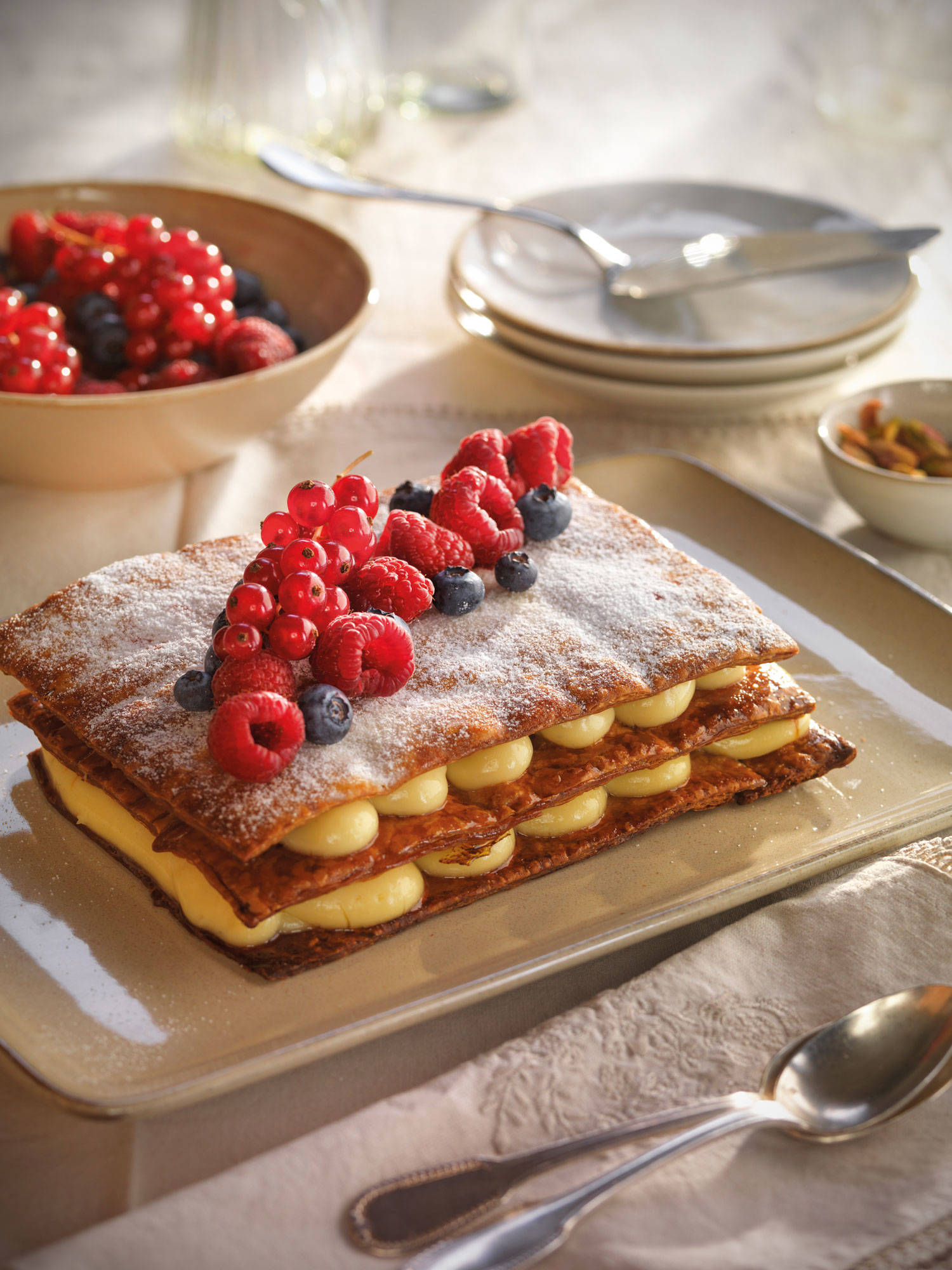pastel-de-hojaldre-con-crema-de-vainilla_5a59669e_00550578_230421000935_1500x2000